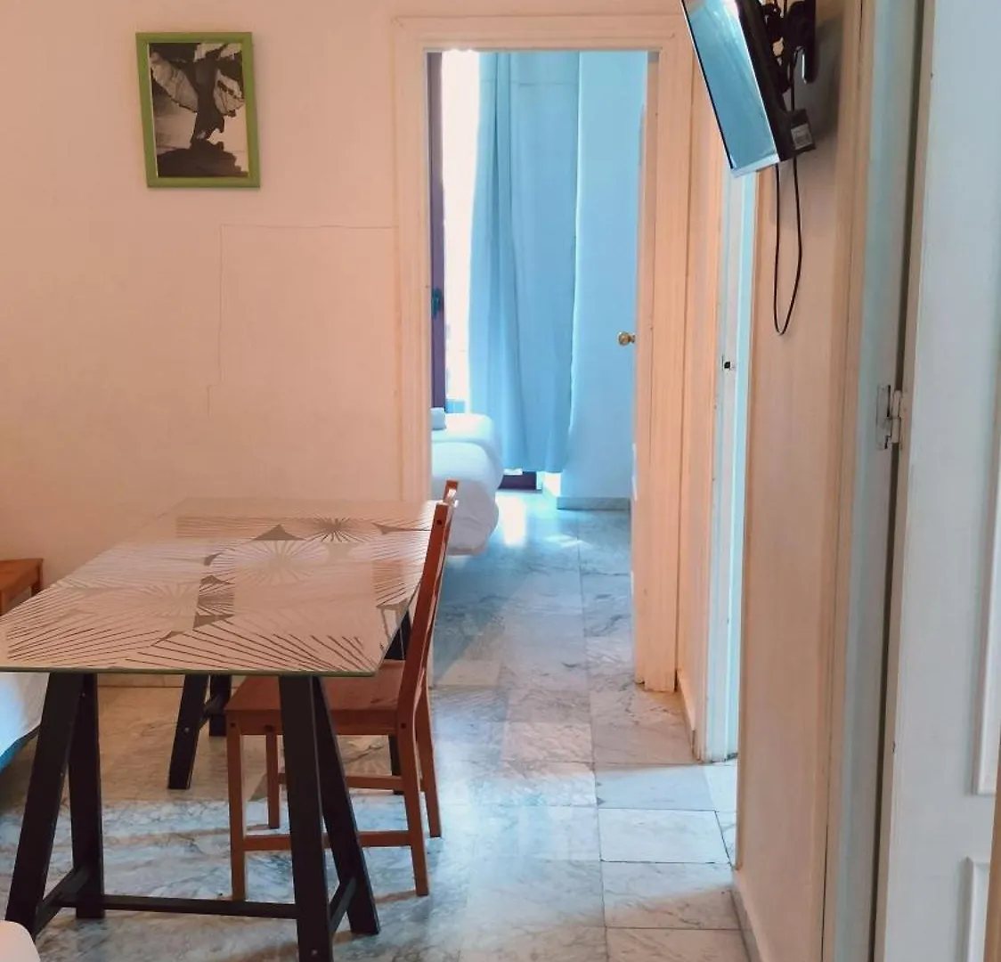 Apartamento En Sevilla Centro Con Vistas A La Plaza Alameda De Hercules - Hasta 7 Personas 0*, Seville Spain